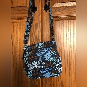 Vera Bradley crossbody Mailbag large